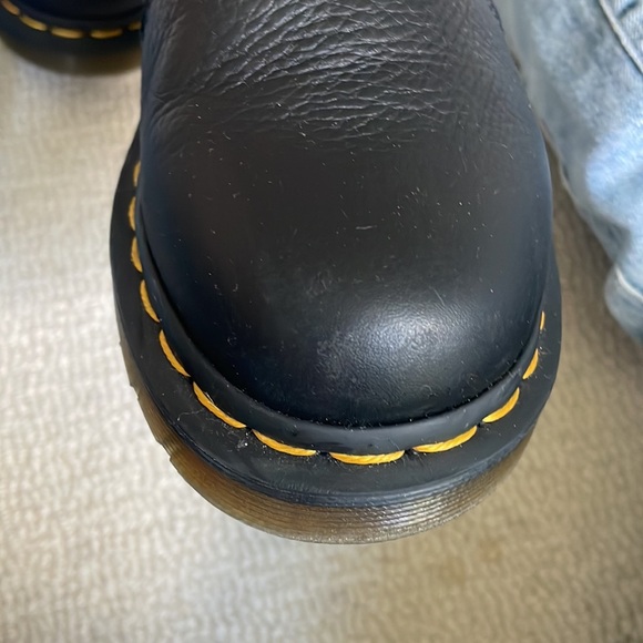 Like New Doc Marten Women’s Leather Chelsea Boot Size 6 - Picture 7 of 7